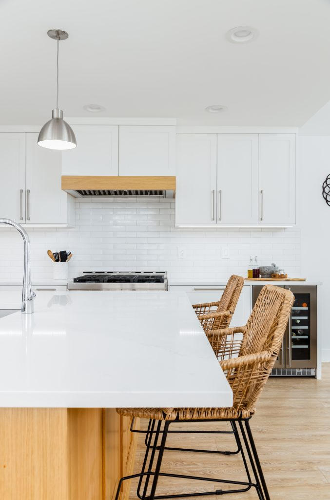 Aurora Kitchen & Bathroom Countertops Vancouver Winnipeg (204) 8197262