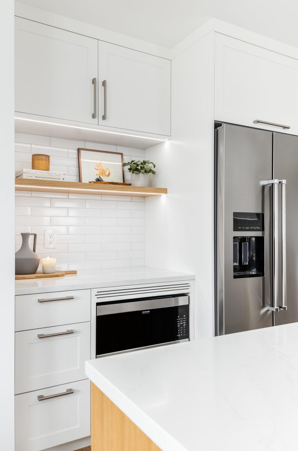 Aurora Kitchen & Bathroom Countertops Vancouver Winnipeg (204) 8197262